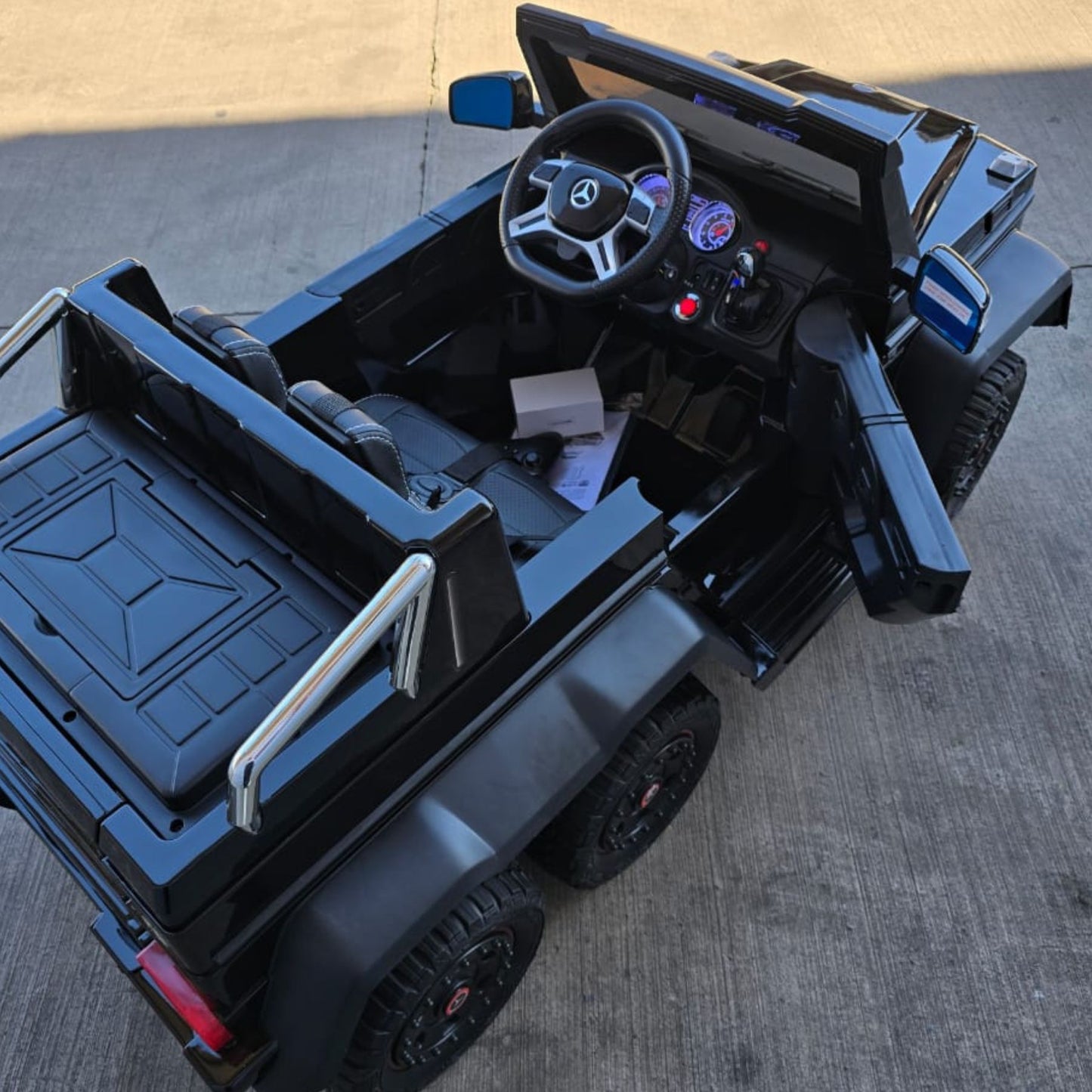 Carro a Batería Infantil 6 Ruedas Ultra Poderoso con Control Remoto