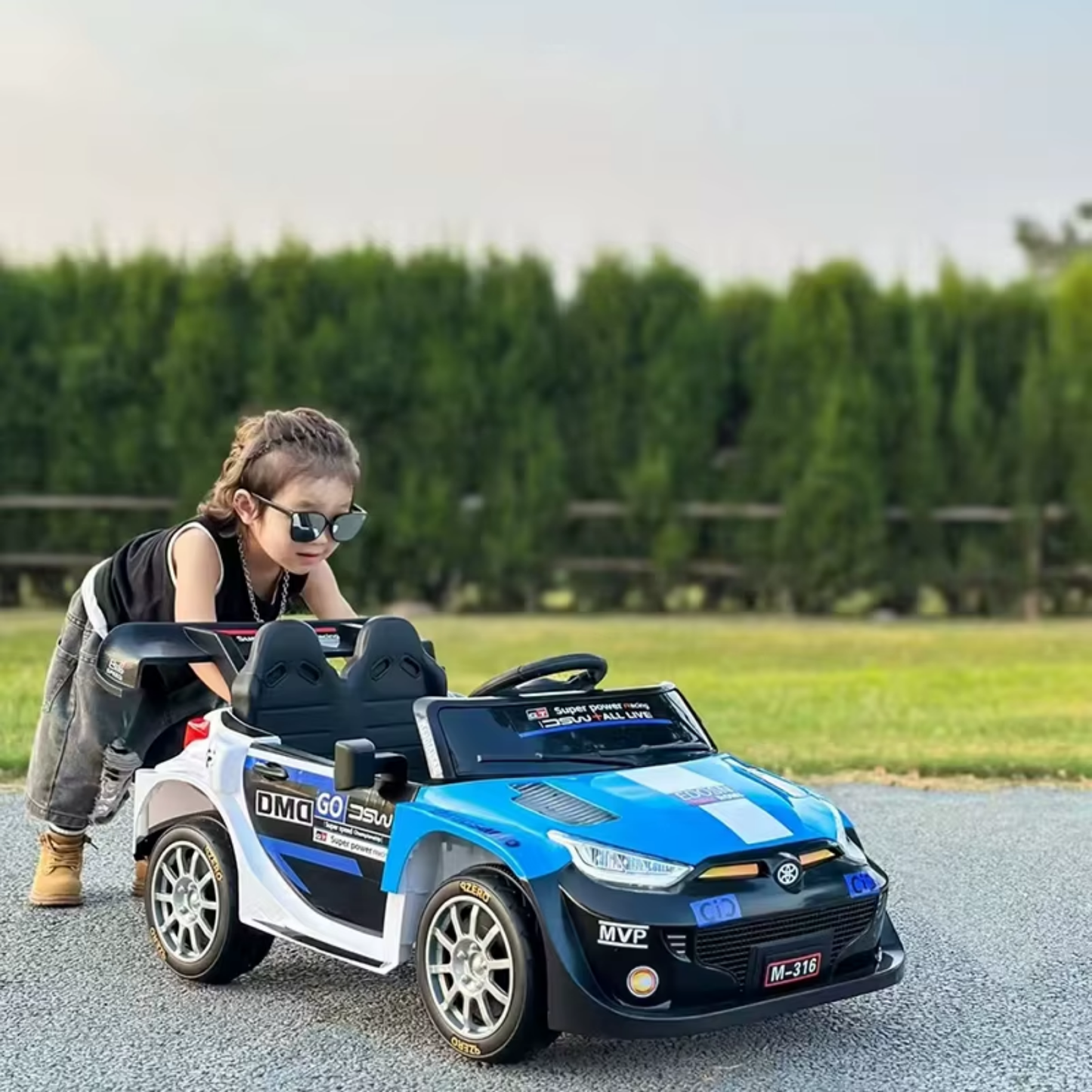 Auto A Batería Montable Para Niñas Niños Colores